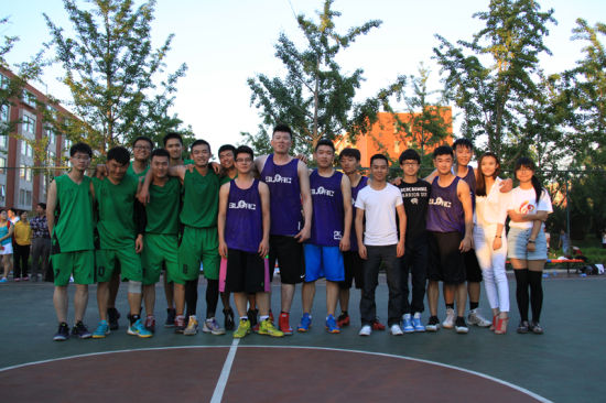 第三届BUBA联赛三四名合影