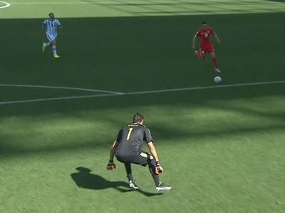 阿根廷门将出击犹豫不决