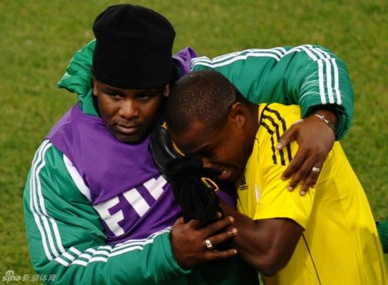 淡定哥哭了……