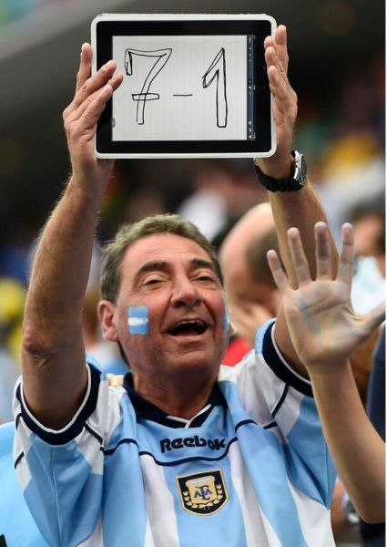 阿根廷球迷败人品