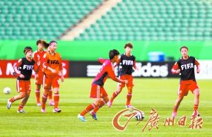 国青女足备战世青赛，虽然对手都实力强大，但姑娘们仍充满信心。（CFP）