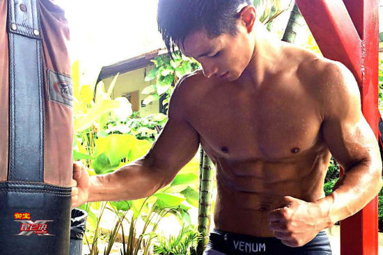 杨建平艰苦训练