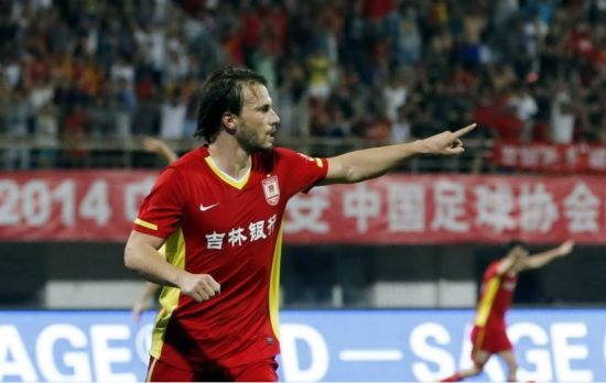 胡斯蒂在比赛中