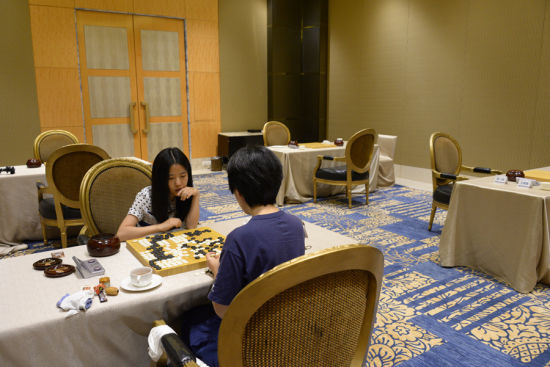 8强赛芮乃伟范蔚菁复盘良久