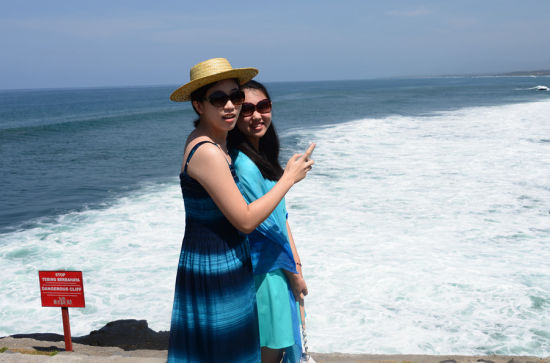 陈一鸣王晨星平时关系很好 相伴游览