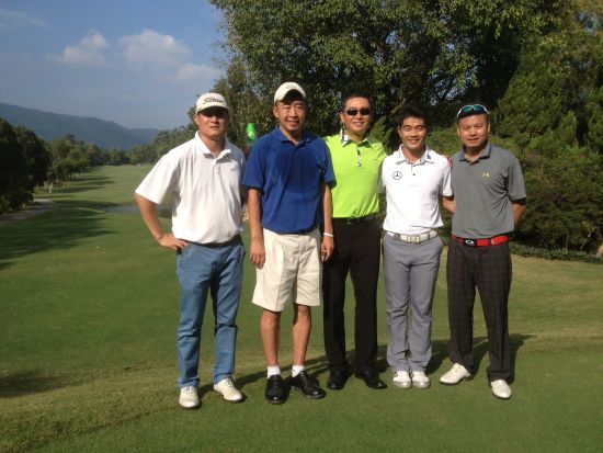 梁文冲程军崔志强等合影