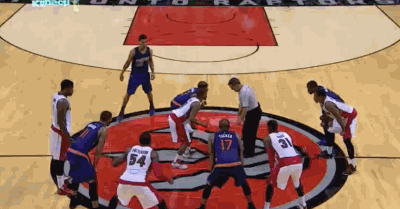 后卫跳球，手短，但是任性！