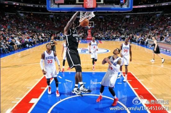 加内特暴起扣篮