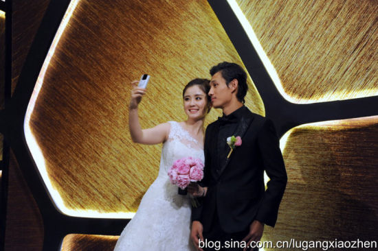 王椉超大婚夫妻玩自拍