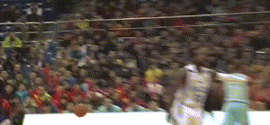 特尔菲尔踢飞牙套