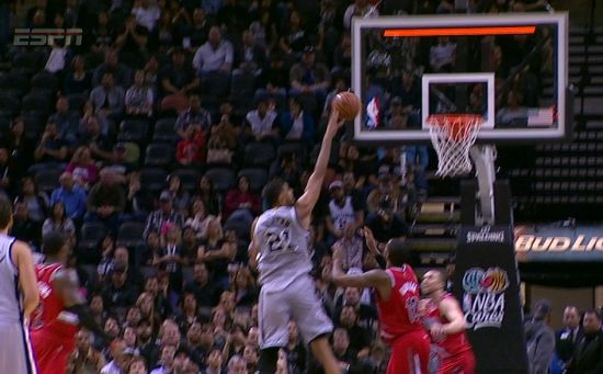 邓肯球离手前红灯已亮起