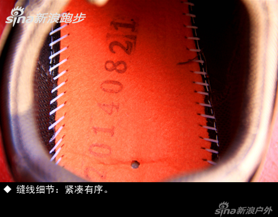 缝线细节：紧凑有序。