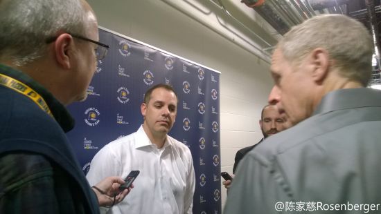 赛前的采访记者们还是把焦点都放在复出不久的希尔身上