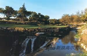 巴顿溪山麓峡谷高尔夫俱乐部