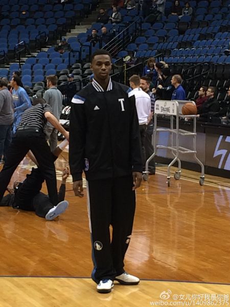 小伙子，别低头，状元皇冠会掉