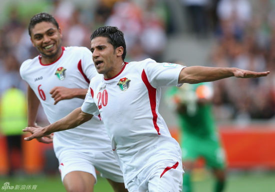 达尔杜尔上演大四喜