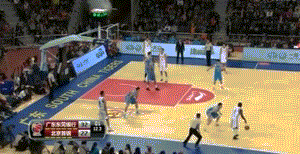 打北京队时的一次挡拆