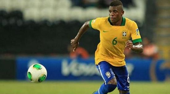 巴西左后卫阿贝内尔