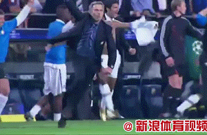 穆里尼奥在诺坎普狂奔