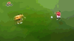 张琳芃被揪头发后怒吃红卡