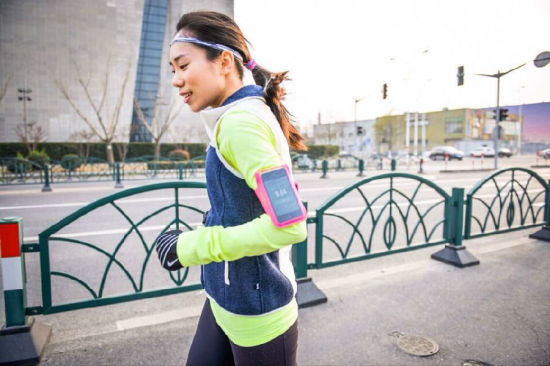 2014年12月28日，下午2点半，在世博大道路跑10公里，5’21”每公里。