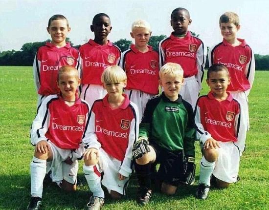 凯恩一度穿上死敌球衣