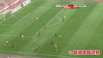 从黄博文向回跑的表情看，这的确仅仅是一个玩笑。