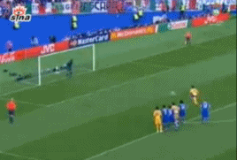 2008年欧洲杯，布冯扑出穆图点球