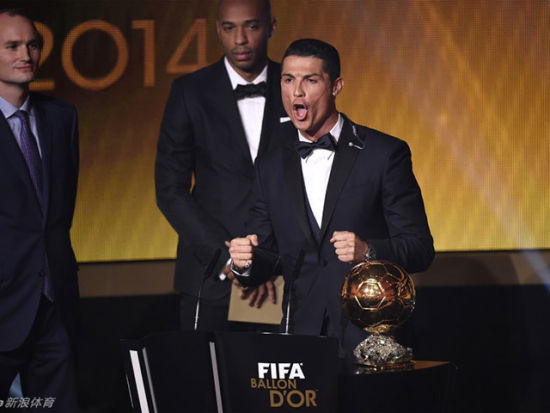 C罗以及梅西的超强人气和号召力也让他们很受金球奖的青睐