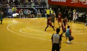 萧敬腾连续胯下