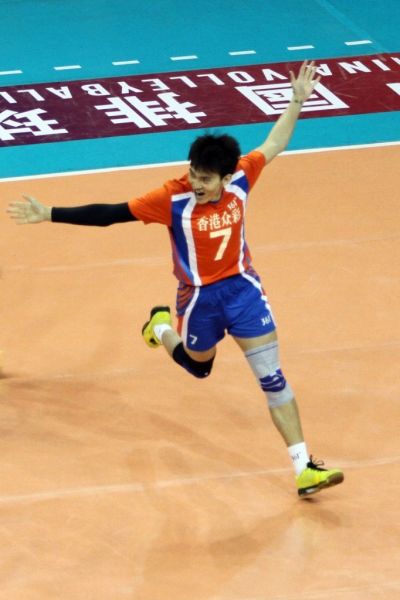 刘濛激情庆祝得分