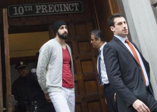 安蒂奇出入警局