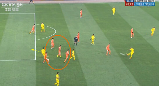 图9 柏太阳神配合瞬间 