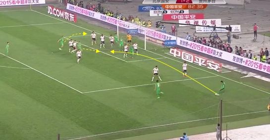 图19 宋博轩发出任意球