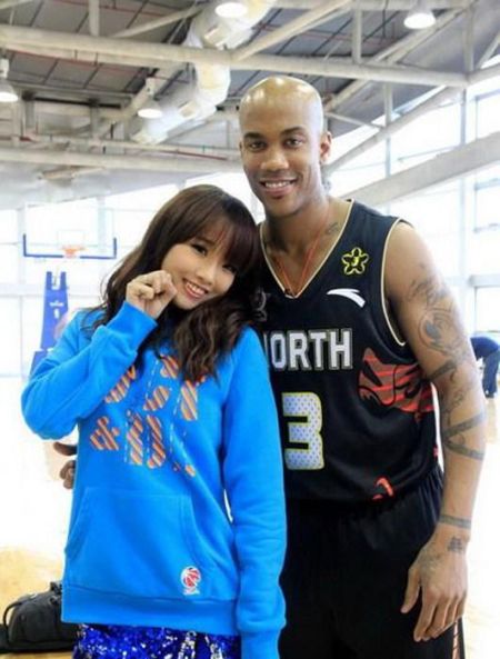 杨华:马布里会为中国人民抛弃美国国籍吗?