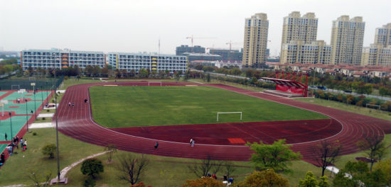 由于单位组织脱产集中培训，我的测评场地临时就改到了培训所在的大学校园。 