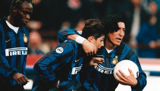 那时的萨内蒂，还很年轻