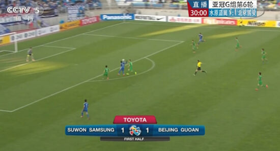 图15 莱奥胸部停球