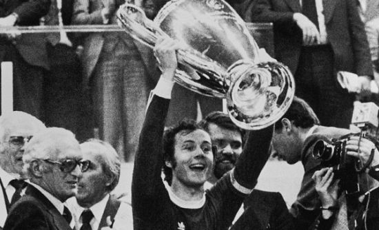 足球皇帝贝肯鲍尔