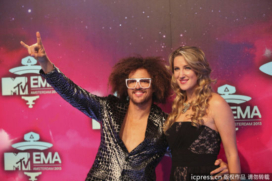 阿扎和前男友redfoo