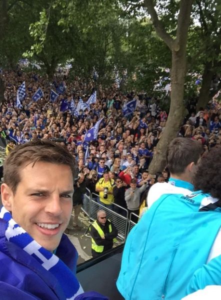 阿兹皮利奎塔自拍