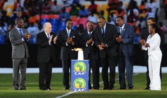 布拉特与非洲足协大佬