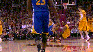 詹姆斯“铲断”库里(GIF)