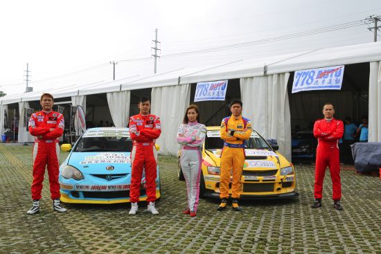 778车队（左起）：卢家辉，余志昂，杨嘉怡，卢家骏，钟永强