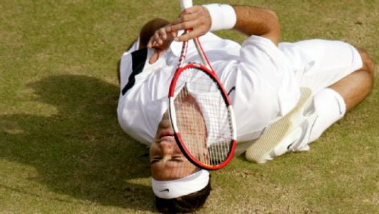 2004年温网决赛费德勒战胜罗迪克