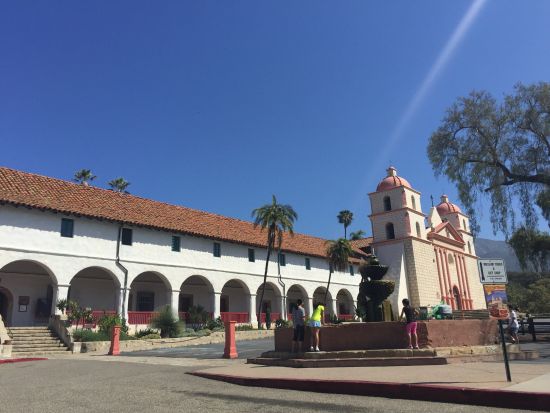 圣巴巴拉教堂。