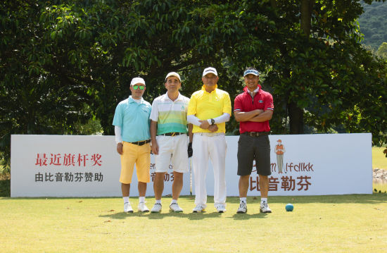 铁杆老友再聚首