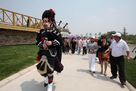 河南圣安德鲁斯高尔夫球会开幕仪式