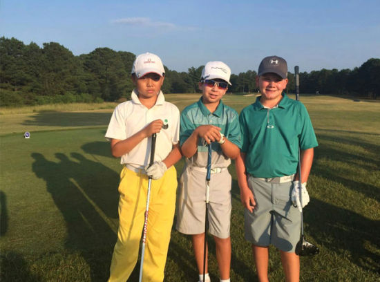 匡洋和同组选手地合影