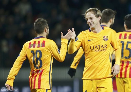 拉基蒂奇助巴萨取胜